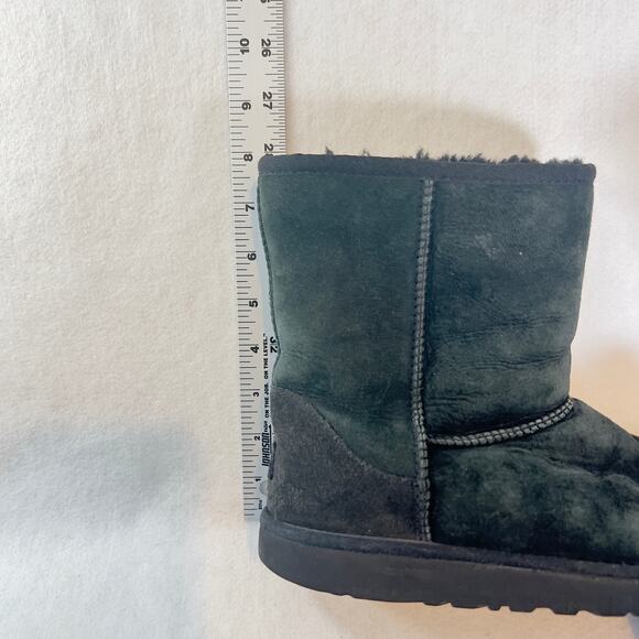 Ugg Australia Genuine Sheepskin and Leather Boots High Ankle Woman's Size 6 - Picture 9 of 14